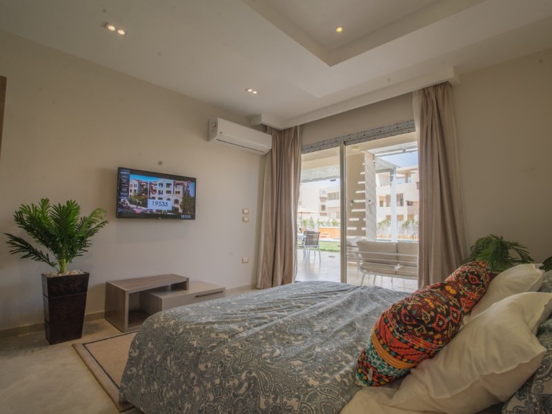 3BR Chalet | Private Pool | Hacienda Bay thumbnail