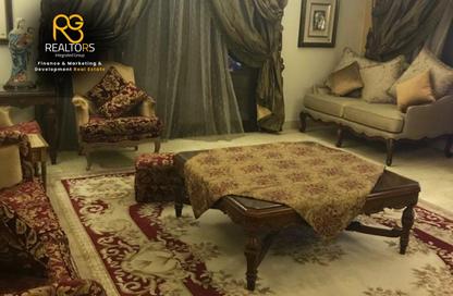 فيلا - 4 غرف نوم - 4 حمامات للبيع في رويال سيتي - كمبوندات الشيخ زايد - الشيخ زايد - الجيزة