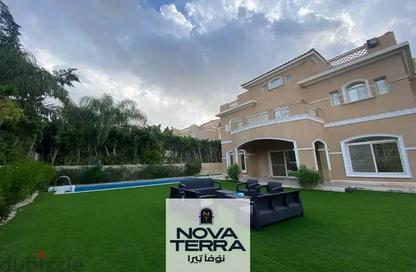 Villa - 6 Bedrooms - 5 Bathrooms for sale in Mena Garden City - Al Motamayez District - 6 October City - Giza