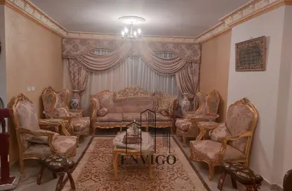 Apartment - 3 Bedrooms - 1 Bathroom for sale in Al Baramka St. - Al Hadiqah Al Dawliyah - 7th District - Nasr City - Cairo