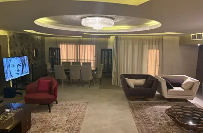 Apartment - 2 Bedrooms - 3 Bathrooms for rent in Ahmed Fakhry St. - 6th Zone - Nasr City - Cairo