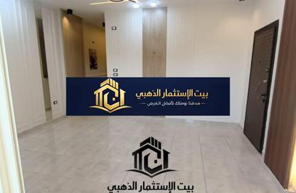 شقة - 3 غرف نوم - 2 حمامات للايجار في الحي الرابع - مدينة 6 أكتوبر - الجيزة شقة - 3 غرف نوم - 2 حمامات للايجار في الحي الرابع - مدينة 6 أكتوبر - الجيزة