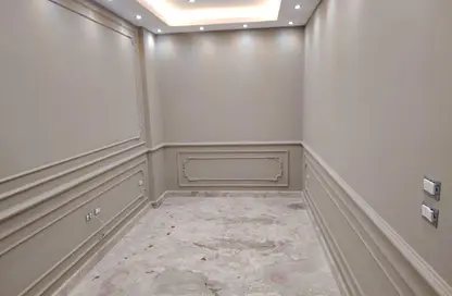 Apartment - 3 Bedrooms - 2 Bathrooms for rent in Al Narges 2 - Al Narges - New Cairo City - Cairo