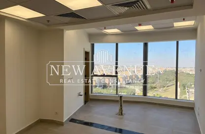 Clinic - 3 Bedrooms - 1 Bathroom for rent in Three Sixty - 5th Settlement Compounds - The 5th Settlement - New Cairo City - Cairo