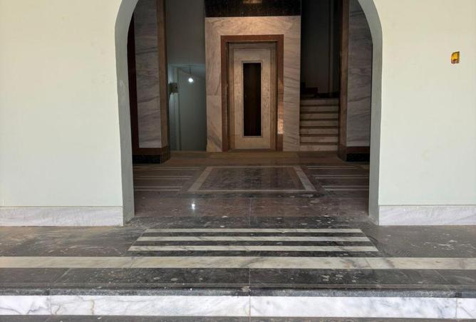 71643860 - صورة العقار 2