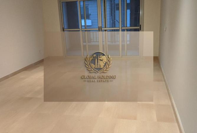 8566992 - Property Image 2