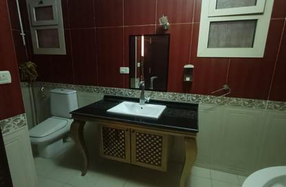 Apartment - 2 Bedrooms - 2 Bathrooms for rent in Zahraa El Maadi - Hay El Maadi - Cairo