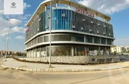 محل تجاري - استوديو للايجار في ذا جيت بلازا مول - الحي العاشر - الشيخ زايد - الجيزة