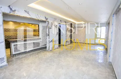 Apartment - 3 Bedrooms - 2 Bathrooms for sale in Smouha - Hay Sharq - Alexandria