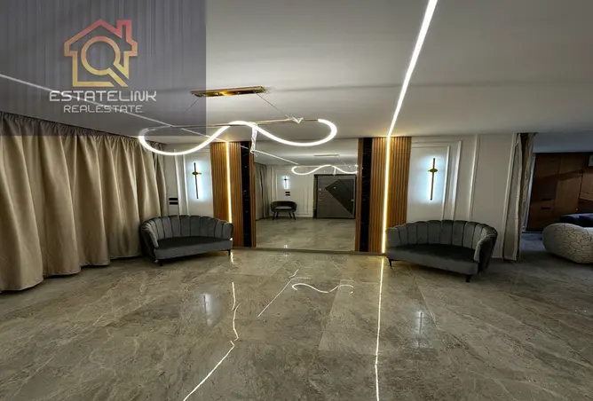 114900567 - Property Image 2