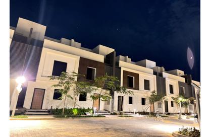 Townhouse - 6 - 4 for sale in West Woods - Fayoum Desert road - 6 October City - Giza
