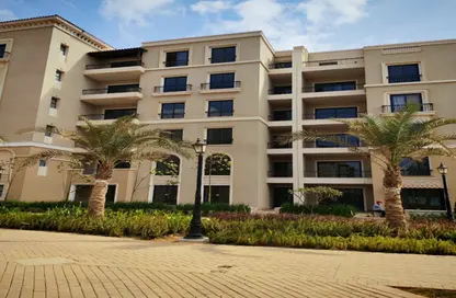 Apartment - 3 Bedrooms - 3 Bathrooms for sale in Village West - Sheikh Zayed Compounds - Sheikh Zayed City - Giza
