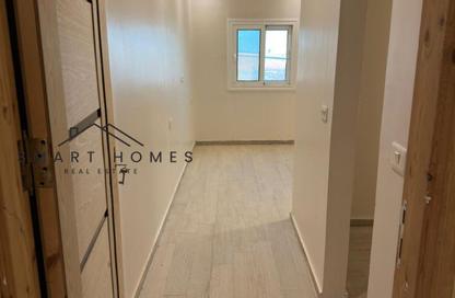 Apartment - 2 Bedrooms - 1 Bathroom for rent in 3rd District - Sheikh Zayed City - Giza