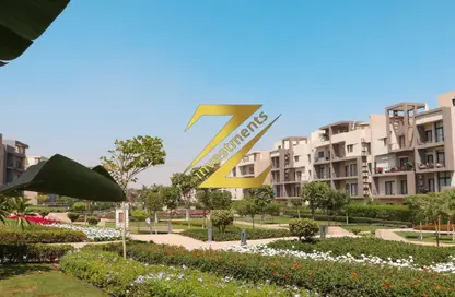 Apartment - 3 Bedrooms - 2 Bathrooms for sale in Moon Residences - Fifth Square - The 5th Settlement - New Cairo City - Cairo