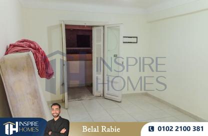 Apartment - 3 Bedrooms - 1 Bathroom for rent in Miami - Hay Awal El Montazah - Alexandria