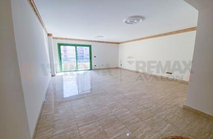 Apartment - 3 Bedrooms - 3 Bathrooms for rent in Stanley Bridge - Stanley - Hay Sharq - Alexandria Apartment - 3 Bedrooms - 3 Bathrooms for rent in Stanley Bridge - Stanley - Hay Sharq - Alexandria