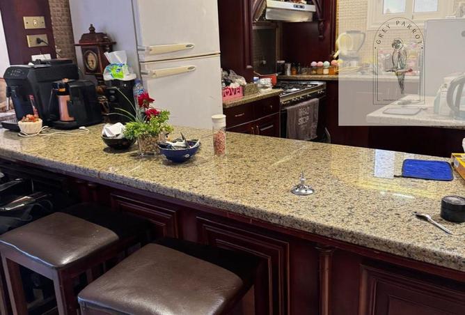82103563 - Property Image 2