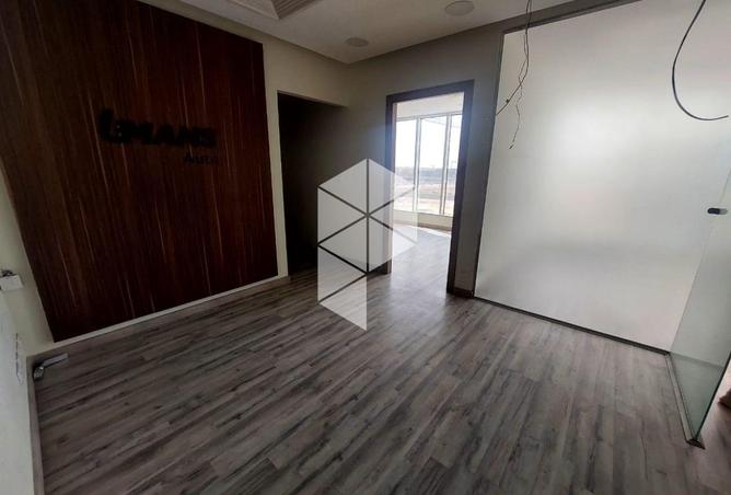 101495595 - Property Image 3