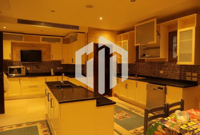 83674441 - Property Image 3