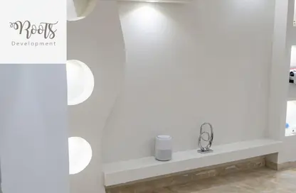 Apartment - 3 Bedrooms - 2 Bathrooms for sale in Gendy Abd Al Malik St. - El Hegaz Square - El Nozha - Cairo