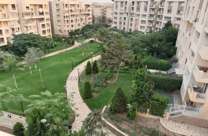 شقة - 4 غرف نوم - 3 حمامات للبيع في B11 - مدينتي - القاهرة