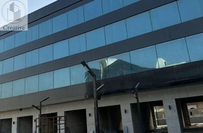 Shop - Studio - 1 Bathroom for sale in El Banafseg Services Area - El Banafseg - New Cairo City - Cairo