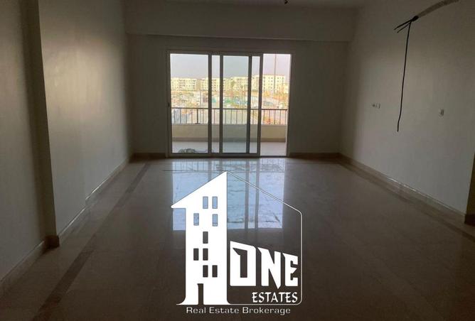 8631681 - Property Image 2