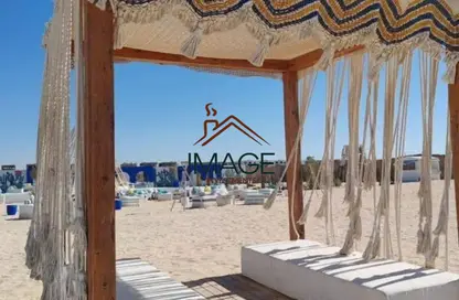 Chalet - 2 Bedrooms - 2 Bathrooms for sale in Hacienda West - Ras Al Hekma - North Coast