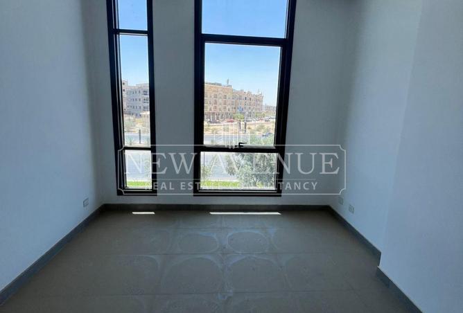 98001599 - Property Image 2