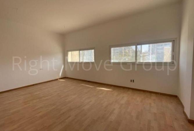 61194102 - Property Main Image