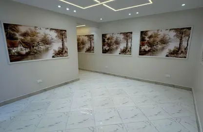 Apartment - 2 Bedrooms - 1 Bathroom for sale in Esraa Al Moalemeen St. - Mohandessin - Giza Apartment - 2 Bedrooms - 1 Bathroom for sale in Esraa Al Moalemeen St. - Mohandessin - Giza