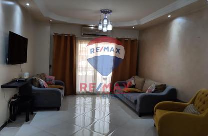 Apartment - 3 Bedrooms - 2 Bathrooms for sale in 8th District - Sheikh Zayed City - Giza