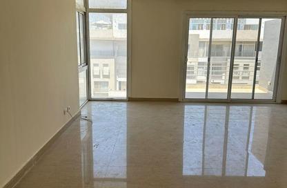 Apartment - 3 Bedrooms - 3 Bathrooms for rent in Garden Residence - Hyde Park - New Cairo City - Cairo