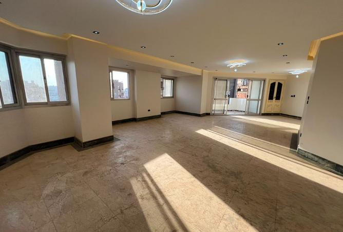 93525695 - Property Main Image