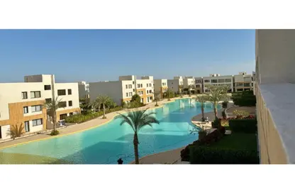 Chalet - 2 Bedrooms - 2 Bathrooms for sale in Azha - Al Ain Al Sokhna - Suez