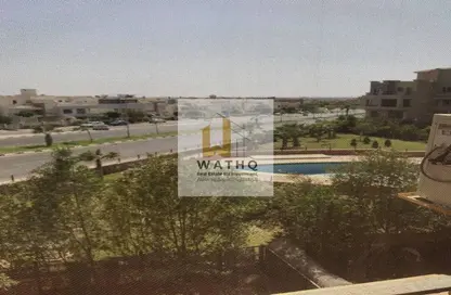 Apartment - 2 Bedrooms - 2 Bathrooms for sale in Al Batea Rd. Moazy Al Mehwar Al Markazi - 7th District - 6 October City - Giza