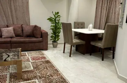 Apartment - 2 Bedrooms - 1 Bathroom for rent in Al Sharq Al Taamin - 5th Settlement Compounds - The 5th Settlement - New Cairo City - Cairo