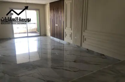 Apartment - 2 Bedrooms - 1 Bathroom for sale in El Rehab Extension - Al Rehab - New Cairo City - Cairo