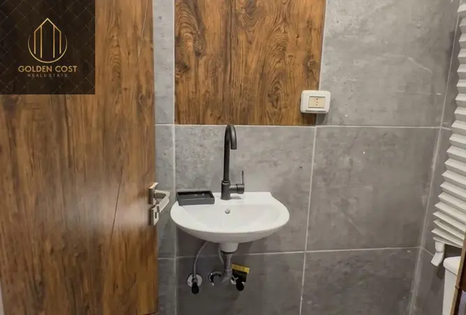 118810970 - Property Image 3