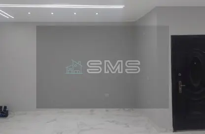 شقة - 3 غرف نوم - 2 حمامات للايجار في شارع الشويفات - الحي الاول - التجمع الخامس - مدينة القاهرة الجديدة - القاهرة