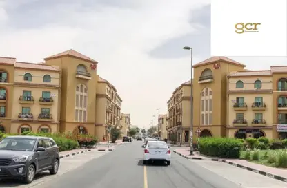 تاون هاوس - 4 غرف نوم - 3 حمامات للبيع في الحي التاسع - مدينة الشروق - القاهرة