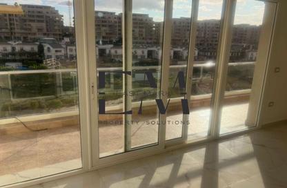 Apartment - 3 Bedrooms - 2 Bathrooms for sale in Mountain View iCity - 5th Settlement Compounds - The 5th Settlement - New Cairo City - Cairo