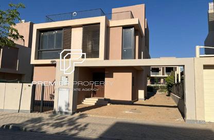 Villa - 4 Bedrooms - 4 Bathrooms for sale in Sodic East - 6th District - New Heliopolis - Cairo
