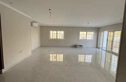 Villa - 3 Bedrooms - 3 Bathrooms for rent in Madinaty - Cairo