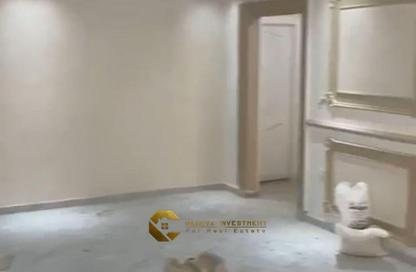 Apartment - 3 Bedrooms - 2 Bathrooms for sale in Al Khamayel city - Sheikh Zayed Compounds - Sheikh Zayed City - Giza