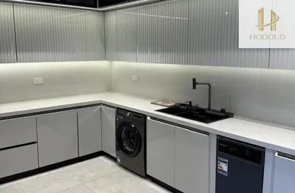 فيلا - 4 غرف نوم - 4 حمامات للايجار في كايرو فيستيفال سيتى - المستثمرين الشمالية - مدينة القاهرة الجديدة - القاهرة