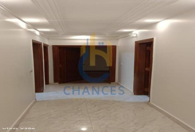 8651687 - Property Image 3