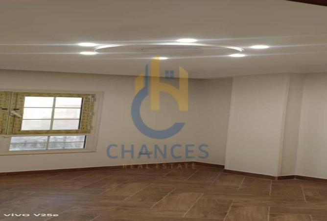 8651687 - Property Image 2