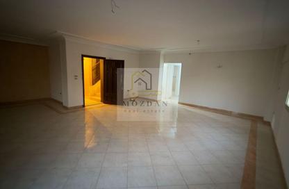 Apartment - 3 Bedrooms - 2 Bathrooms for rent in Al Esraa St. - El Mearag City - Zahraa El Maadi - Hay El Maadi - Cairo