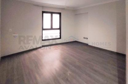Apartment - 3 Bedrooms - 2 Bathrooms for sale in Smouha - Hay Sharq - Alexandria